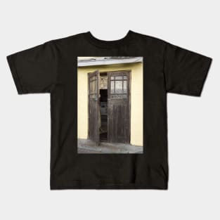 open door Kids T-Shirt